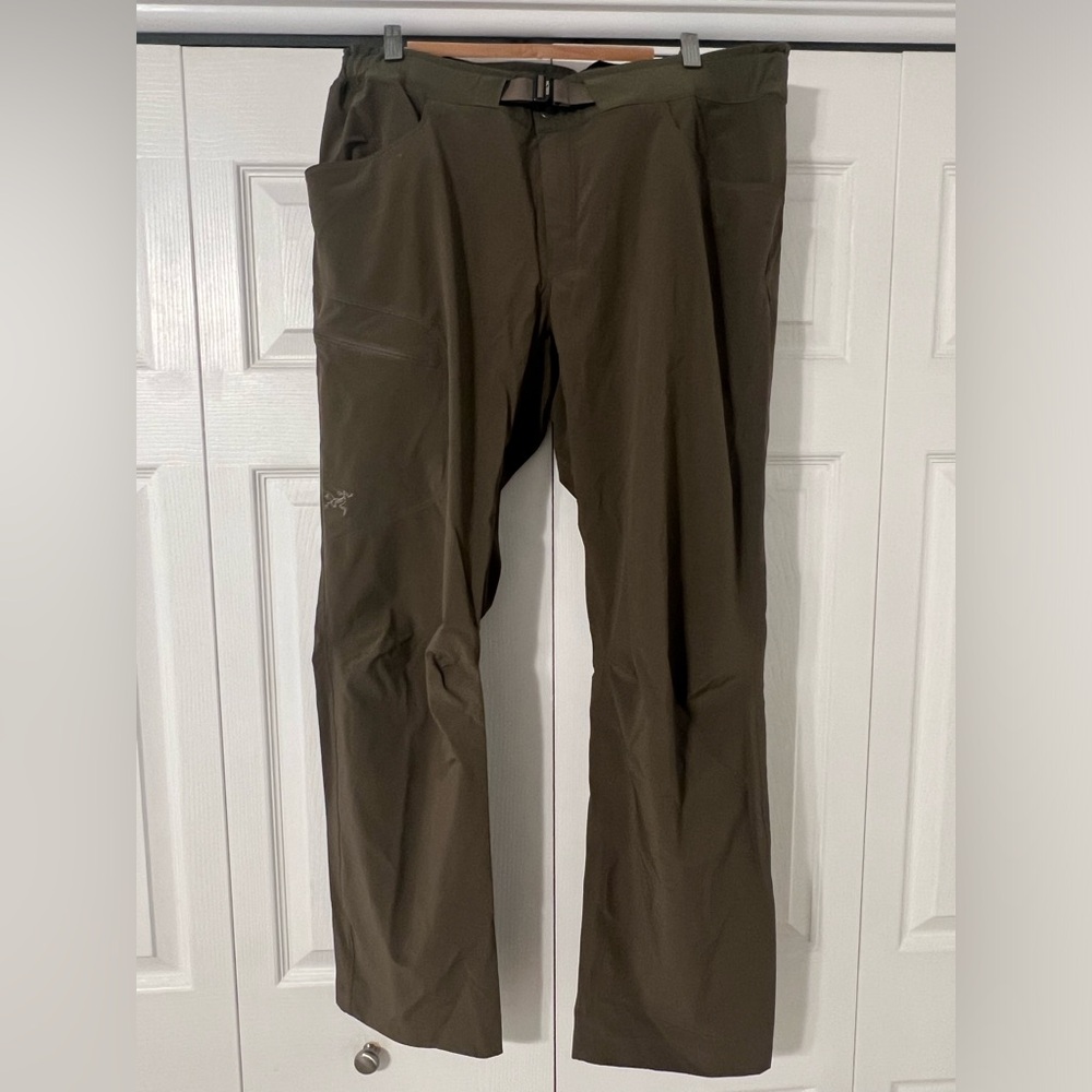 Men’s Arcteryx pants